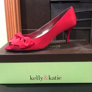 Kelly and Katie Heel